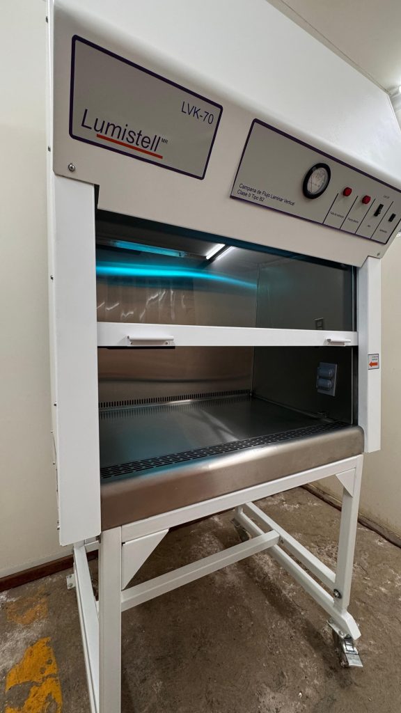 CAMPANA DE FLUJO LAMINAR